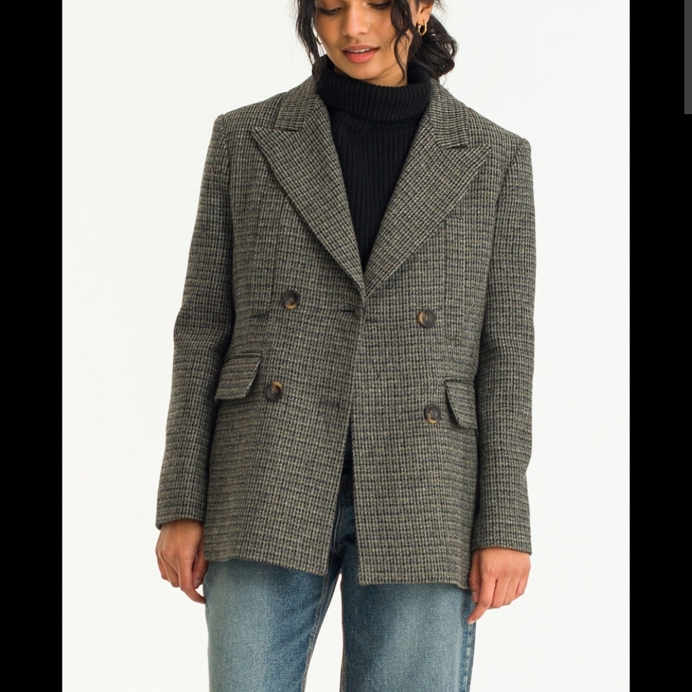 O L I V e blazer check